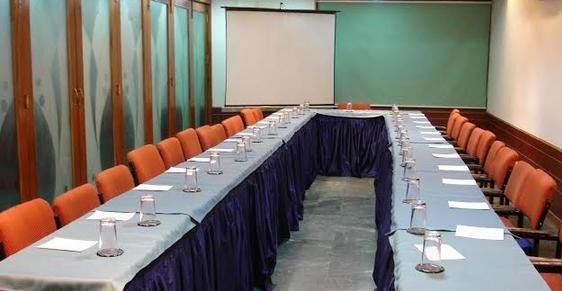 Oyo 15791 Flagship Hotel Executive Hazratganj Lucknow Exteriör bild